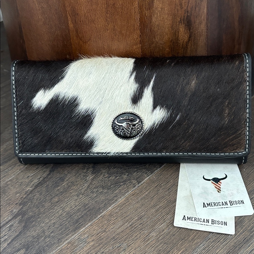 American Bison Genuine Leather,Hair on Hide,snap close,zip coin,5 card,ID,checks